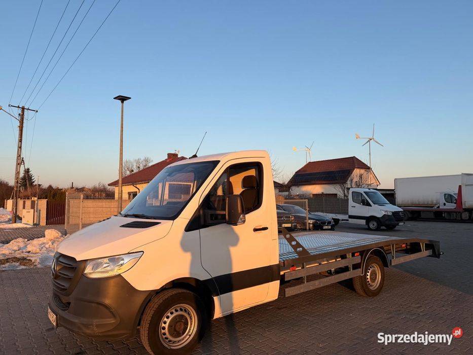 Mercedes Sprinter autolaweta salon 1KM Sobiesiernie