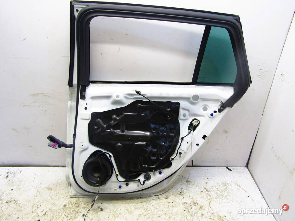 DRZWI TYLNE PRAWY TYŁ Z40R OPEL INSIGNIA B KOMBI