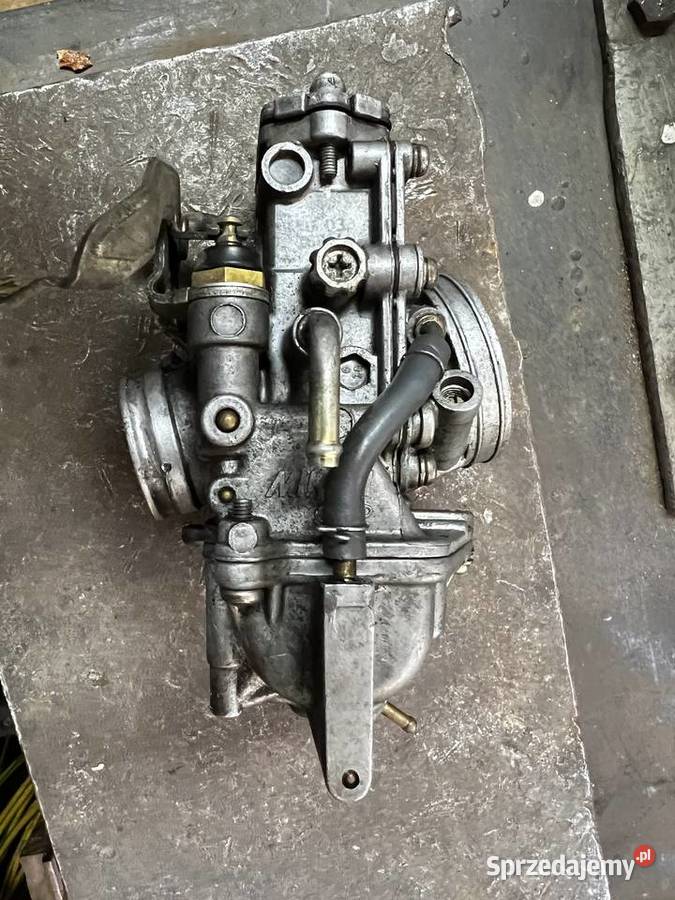 Gaźnik 28mm mikuni Derbi GPR Gilera sc 125 Części