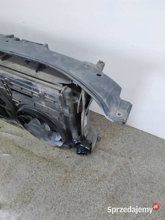 PAS PRZEDNI CHŁODNICA WENTYLATOR KOMPLET 20 TDI osobowe sprzedam