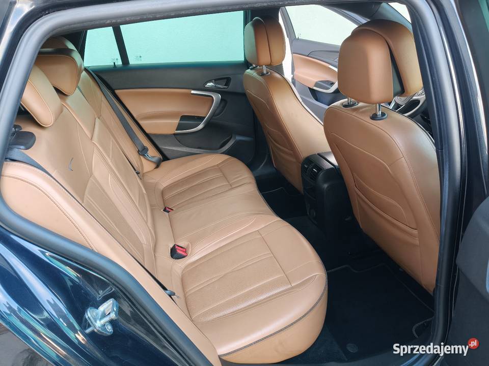 Opel Insignia bogate wyposażenie nawigacja Sienno