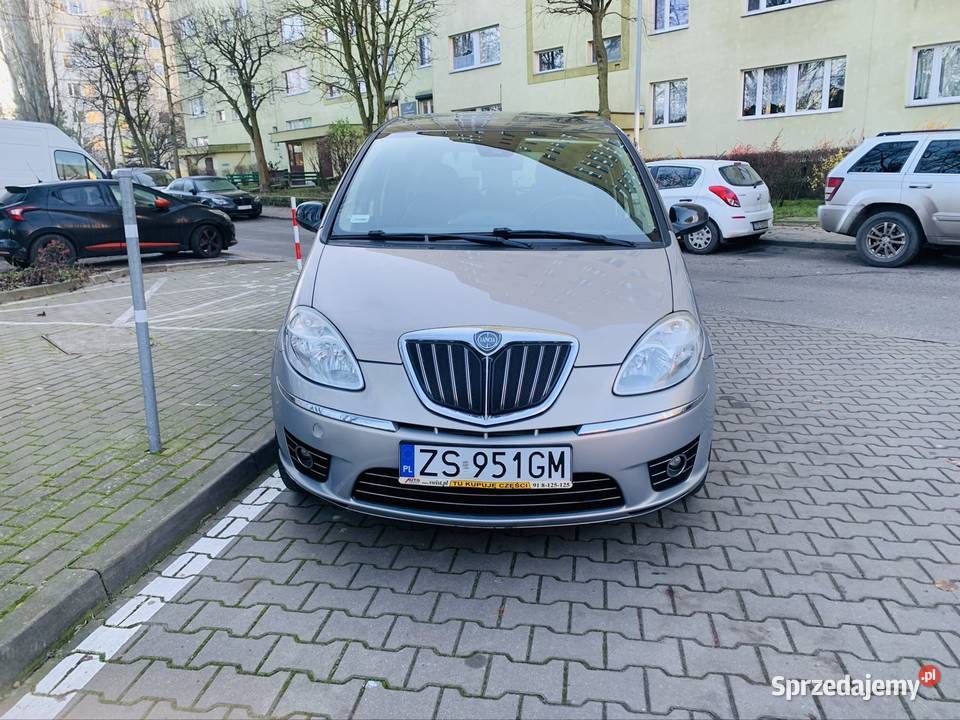 Lancia musa automat benzyna skóry alufelgi Van / Minibus Szczecin