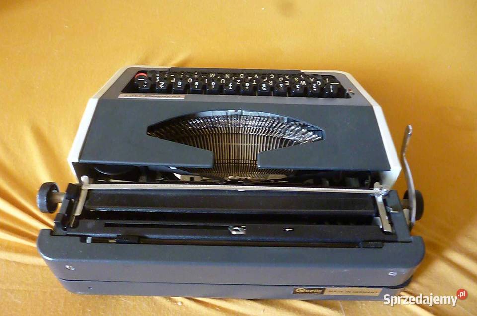 MASZYNA DO PISANIA Z WALIZKĄ PRIVILEG 260T Kraków