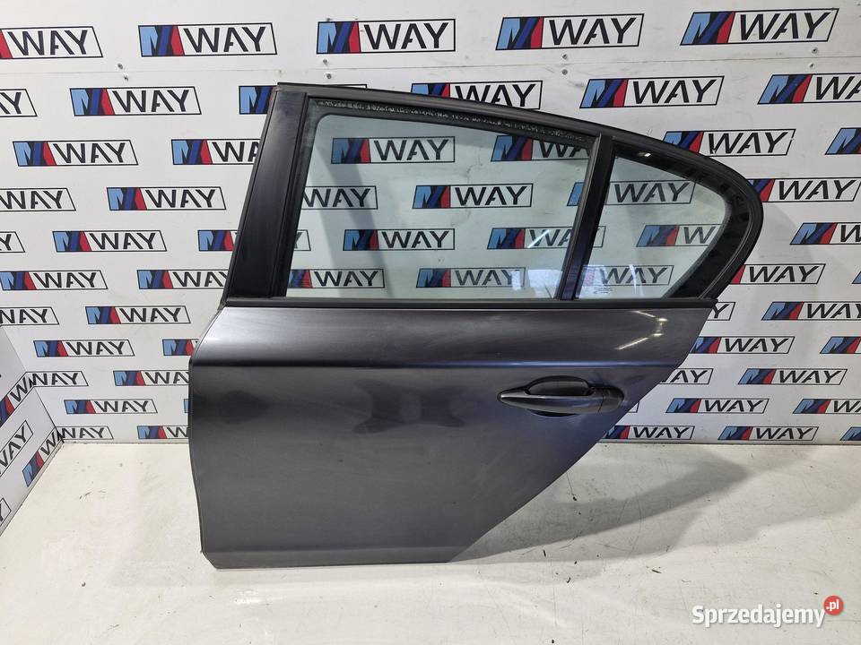 BMW E87 DRZWI LEWE LEWY TYŁ A227