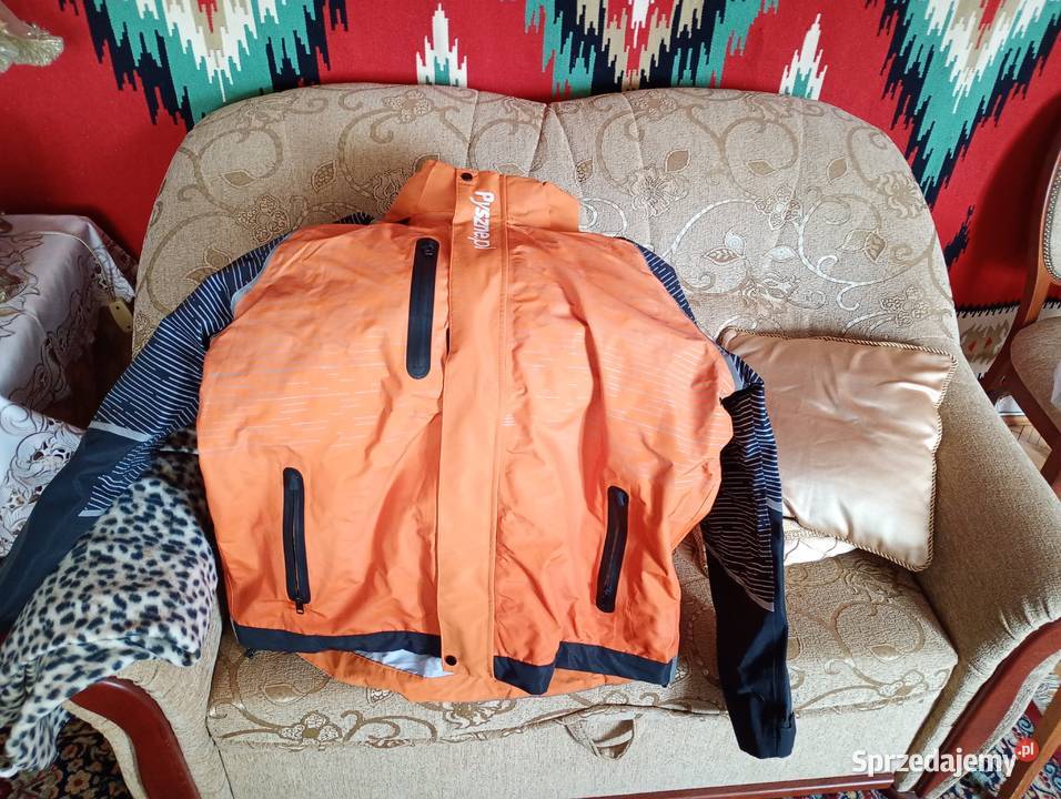 Plecak pyszne dwie kurtki dwie koszulki XXL Warszawa