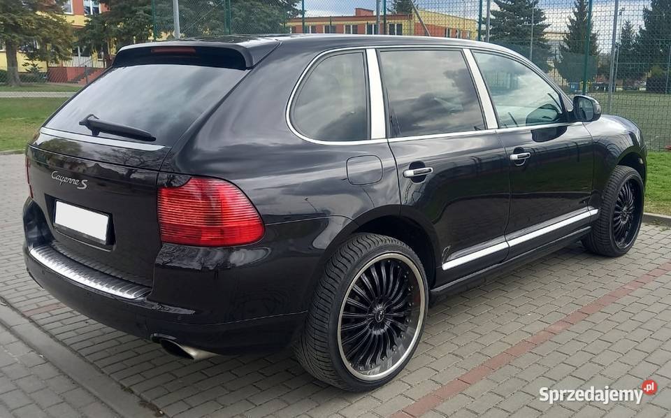 Porsche Cayenne S 45 l V 8 250 KW Rok produkcji 2004 Okonek