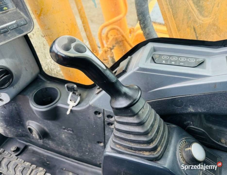 Koparka gąsienicowa Hyundai Robex 140 LC9 6633 nie Bełchatów