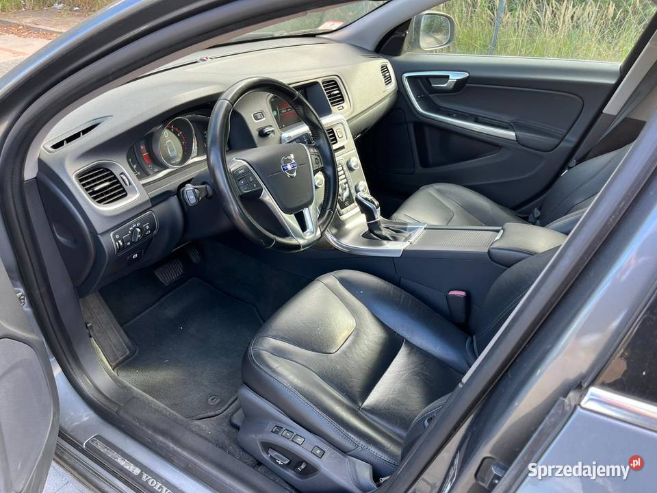 VOLVO S60 LIFT 20 T5 245 2015r SUPER STAN