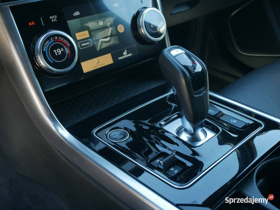 Jaguar XE FL 20 204 Eu6 HSE RDynamicz 4x4 AWD lakier metallic śląskie Goczałkowice-Zdrój