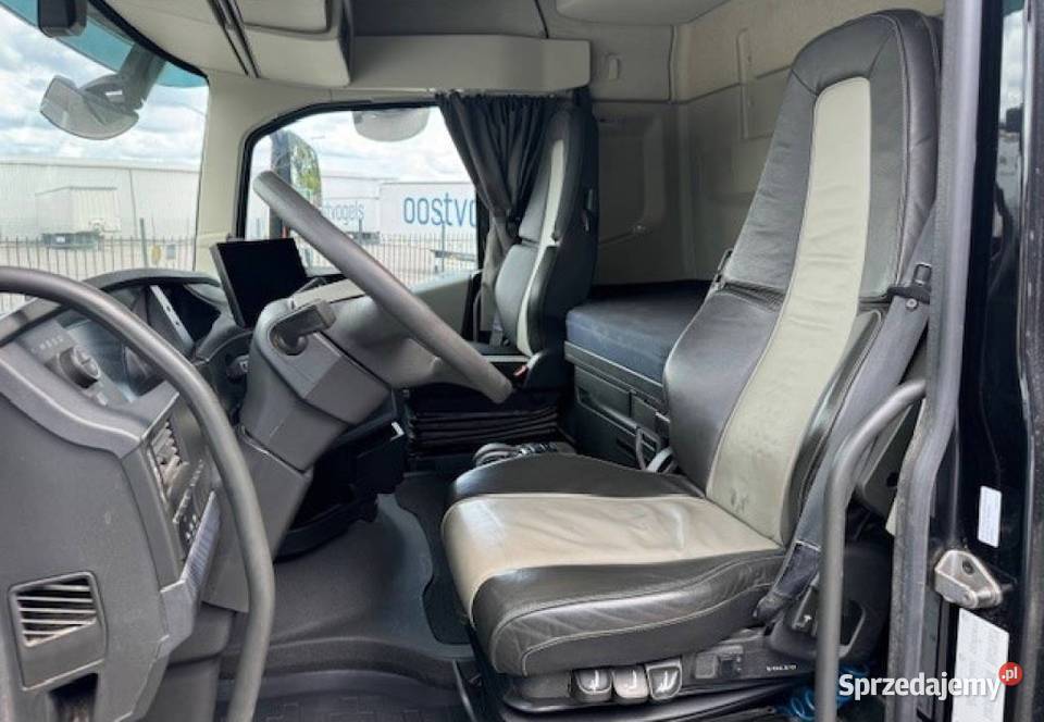Ciagnik Eur 6 Volvo FH 500 mazowieckie Warszawa