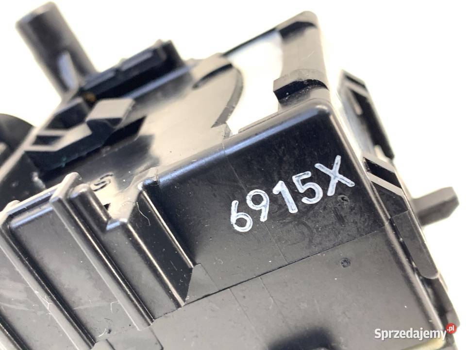 PRZEŁĄCZNIK WYCIERACZEK SUZUKI SWIFT III