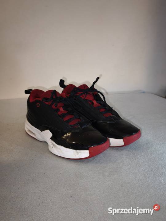 Buty Jordan w czarnoczerwonej kolorystyce Obuwie sportowe Legionowo
