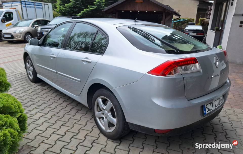 Reno laguna 3 benzyna 20 zadbana welurowa tapicerka Zator sprzedam