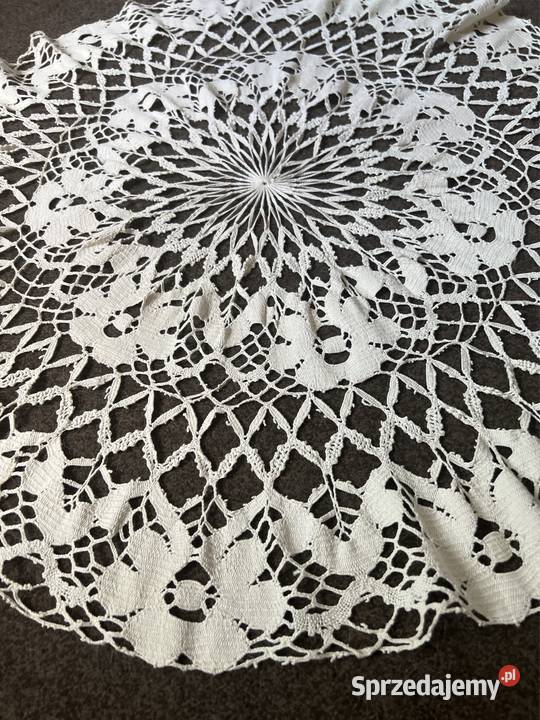 Obrus okrągły kołkowy rękodzieło sprzedam