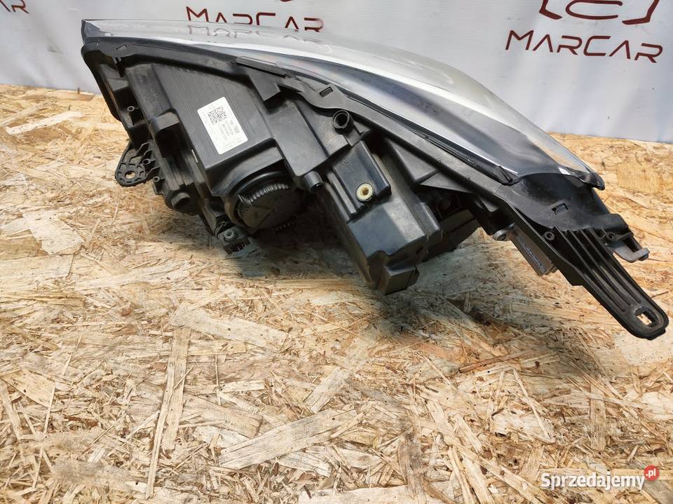 Lampa Prawy Przód Przednia Prawa Opel Crossland Części samochodowe Pleszew sprzedam