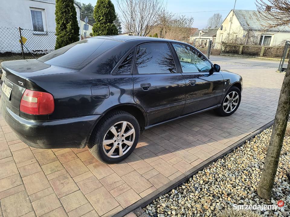 Sprzedam śliczne Audi A4 sprzedam
