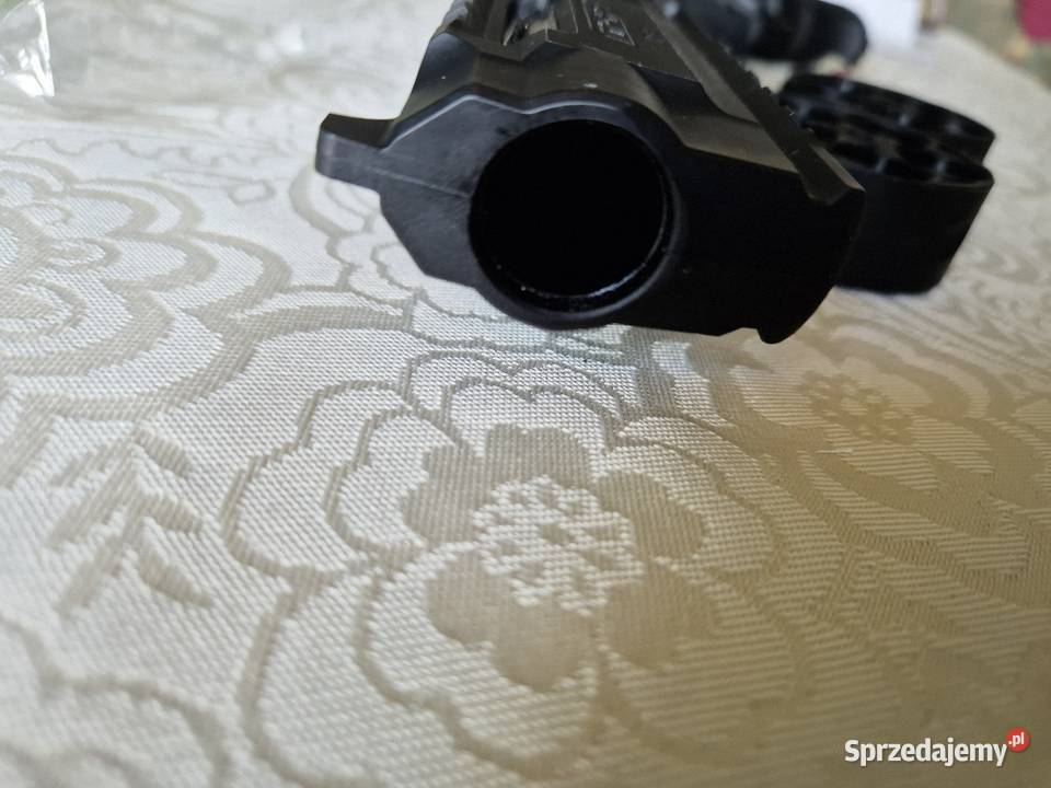 Rewolwer Hdr T4E cal 68 kule gumowe Sporty strzeleckie i myślistwo śląskie Częstochowa sprzedam