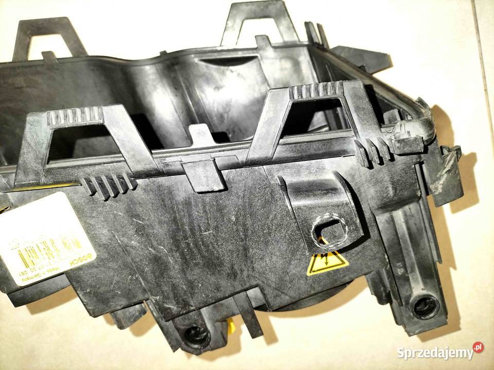 Obudowa lampy zenon prawej BMW E46 COUPE CABRIO Poręba