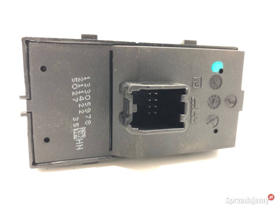 PRZEŁĄCZNIK SZYB OPEL MERIVA B 13305978 1017