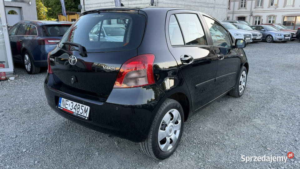 Toyota Yaris 13 Benzyna Zarejestrowany Elbląg sprzedam
