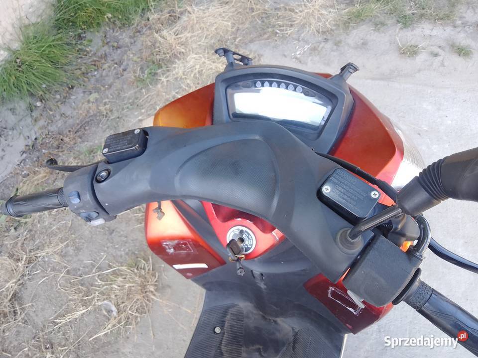 Obudowa stacyjki Yamaha Tricity 125 14r części Sandomierz sprzedam