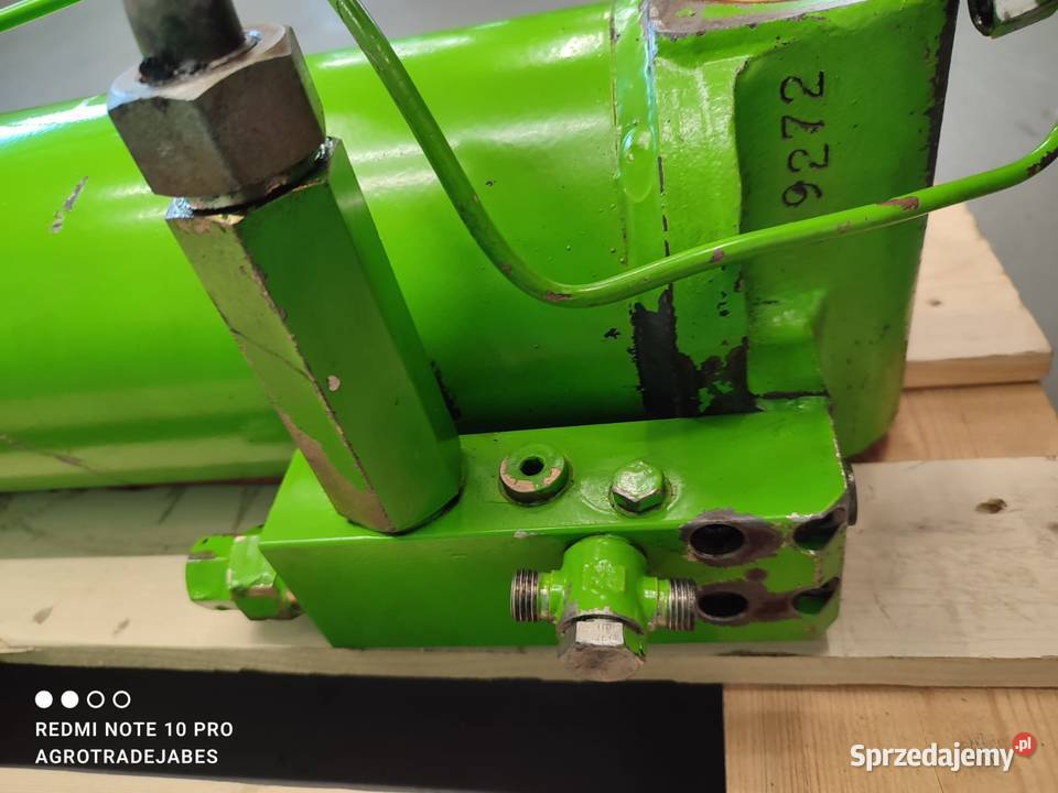 Siłownik główny ramienia 022409E Merlo P337 KT Wilkowo