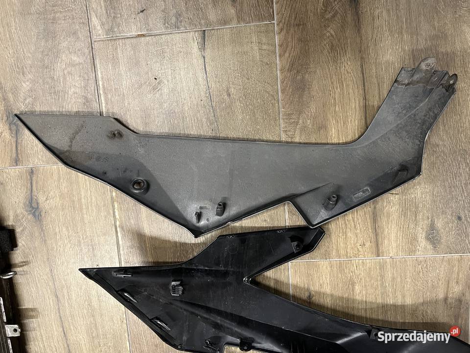 Kawasaki ninja 1000sx owiewka lewa pług Czchów