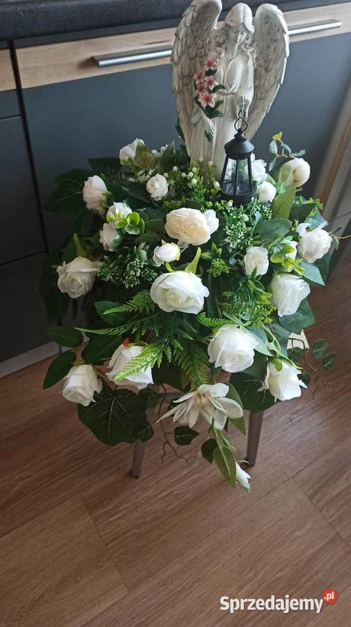 Stroiki na cmentarz Jelenia Góra sprzedam