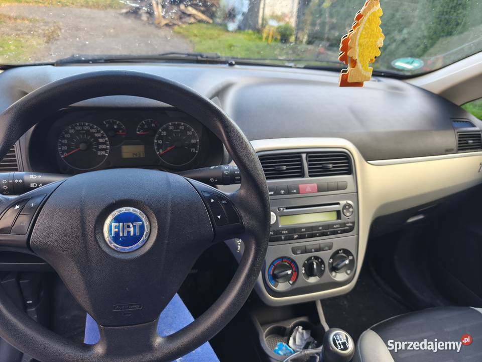 Fiat grandę Punto 14 B 18000km Sadowie