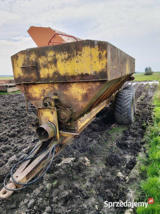 Rozrzutnik wapna gnojowicy uszkodzony Lwowiec