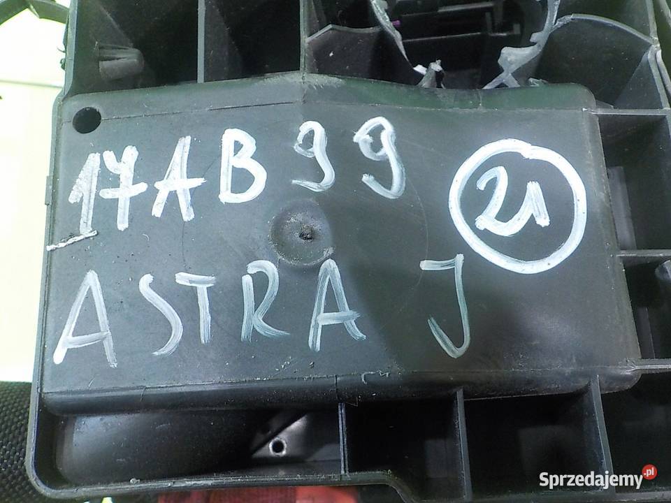 OPEL ASTRA J GTC 14T 16r 3D skrzynka Suków sprzedam