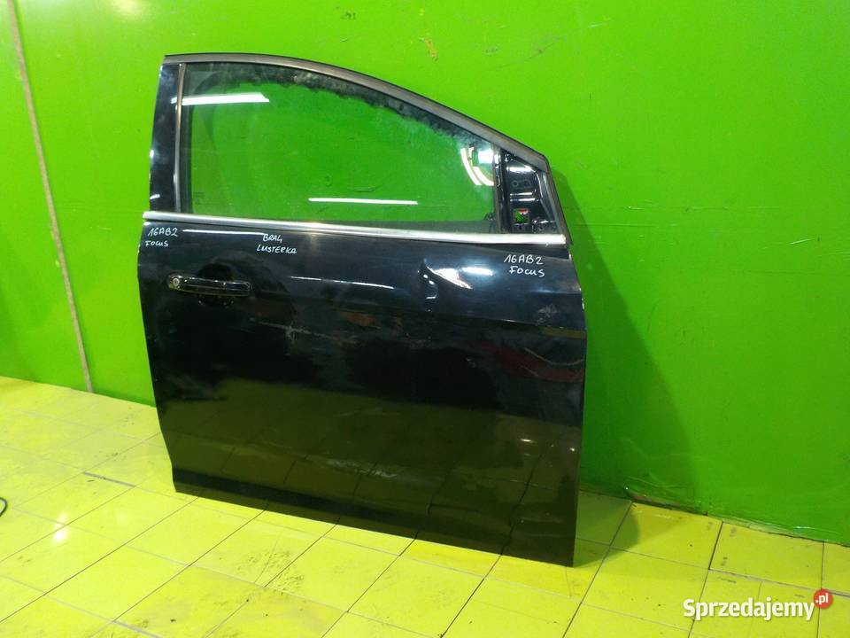 FORD FOCUS MK3 12r HB 5D drzwi prawe przod osobowe mazowieckie Suków