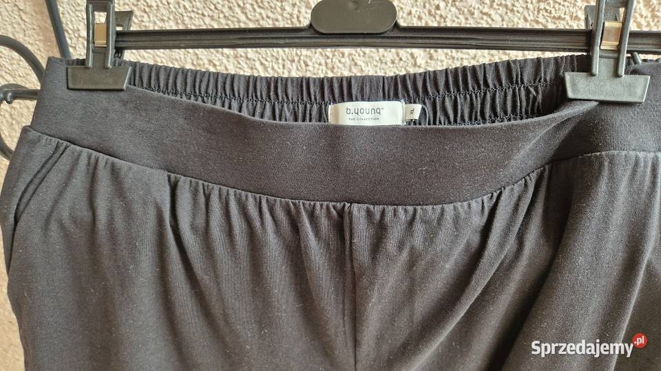 Spodnie damskie szerokie nogawki czarny trykot Spodnie Lublin