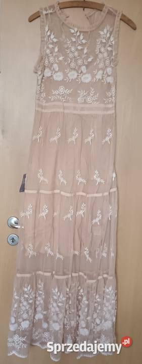 sukienka boho haftowana HM SM Poznań