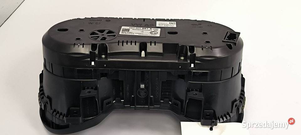 LICZNIK ZEGAR SKODA OCTAVIA III 5E0920861E osobowe Lipno sprzedam