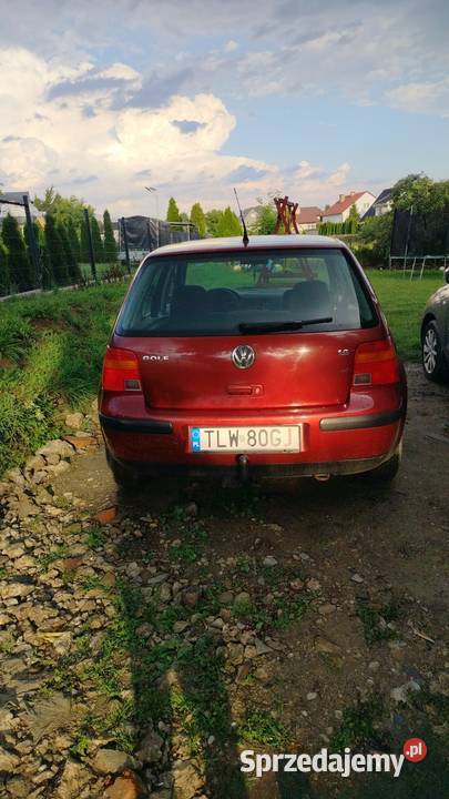 Volkswagen Golf 16 benzyna 4/5 Tuchów