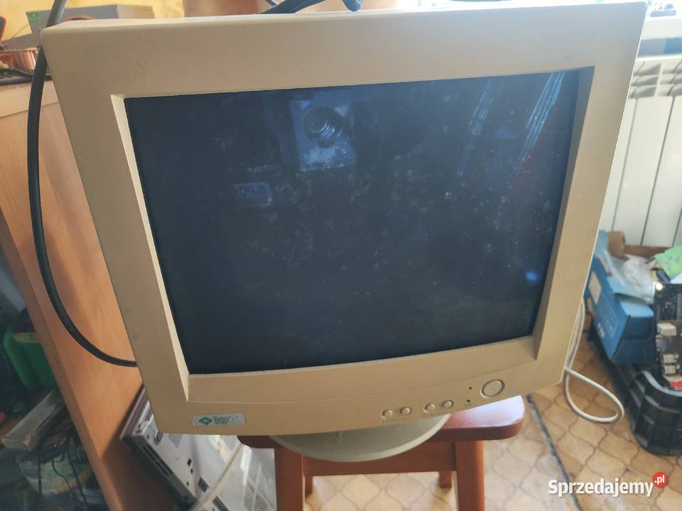 Retro komputer crt zamienię Midi Tower świętokrzyskie Staszów sprzedam