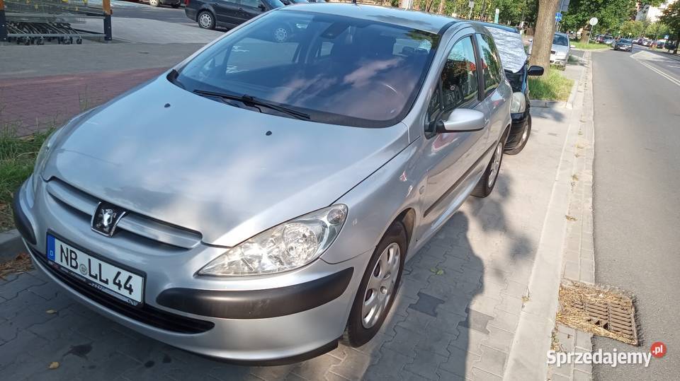 Peugeot 307 16 benzyna 2003 88 przebiegu klima Konin