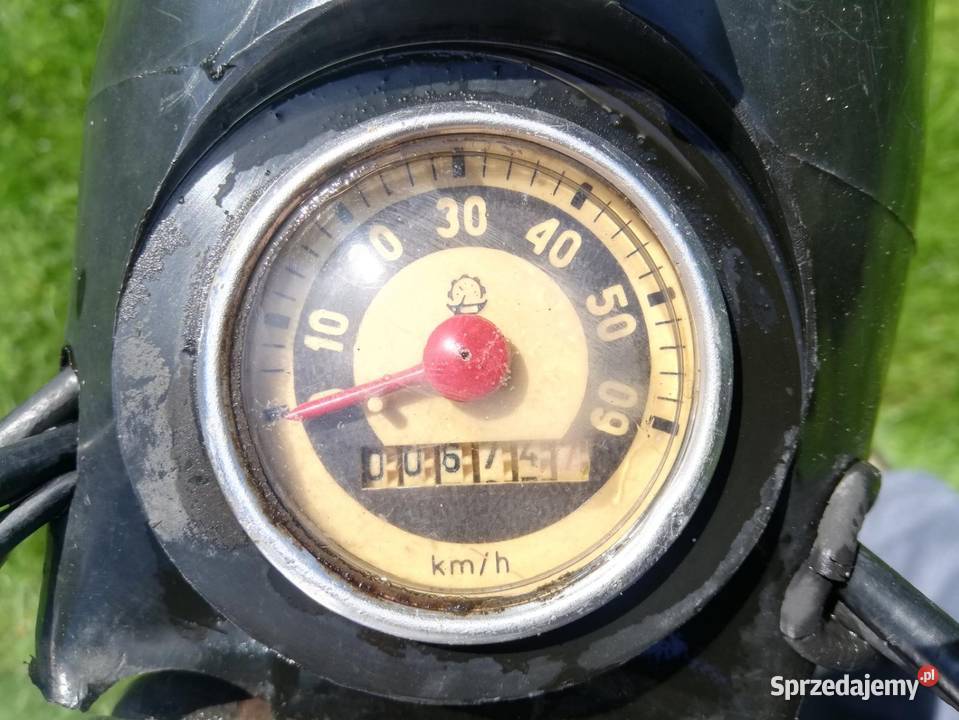 Motorower 2350 zarejestrowany na zabytek