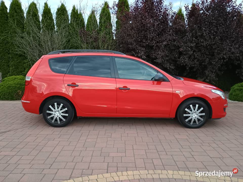 Hyundai i30 cw 2009r 16i 126 z Niemiec ESP Witkowo sprzedam