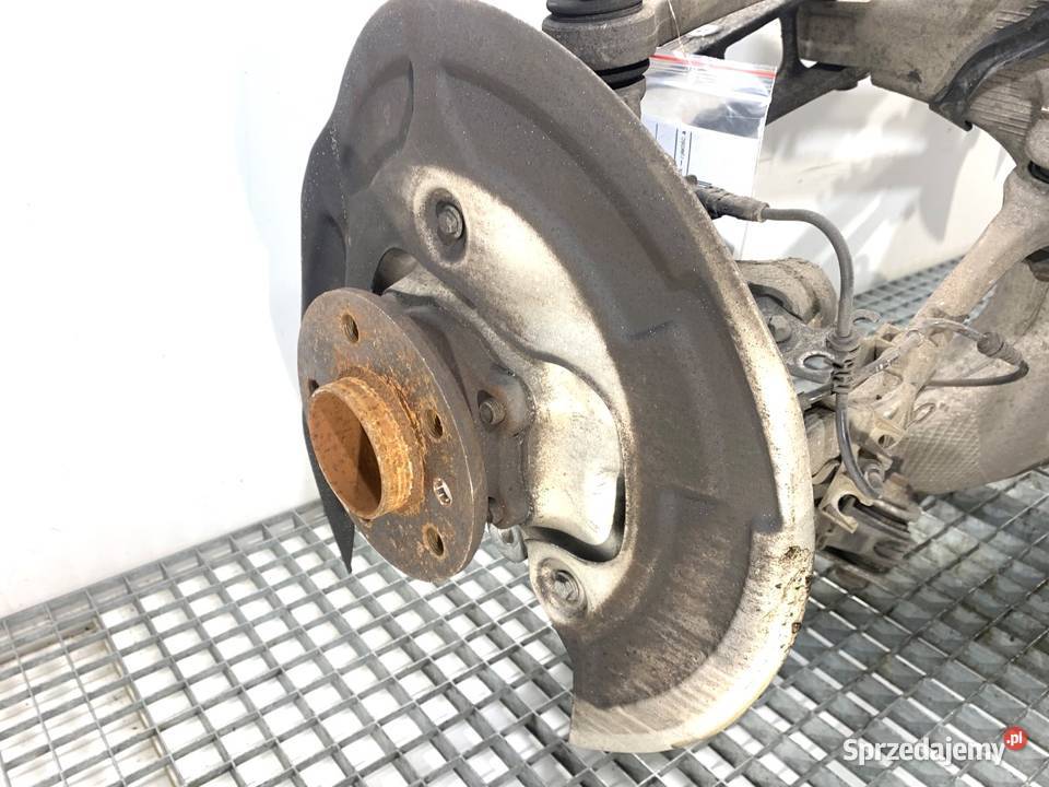 BELKA TYŁ BMW G30 SedanLimuzyna 7857057 TYLNA