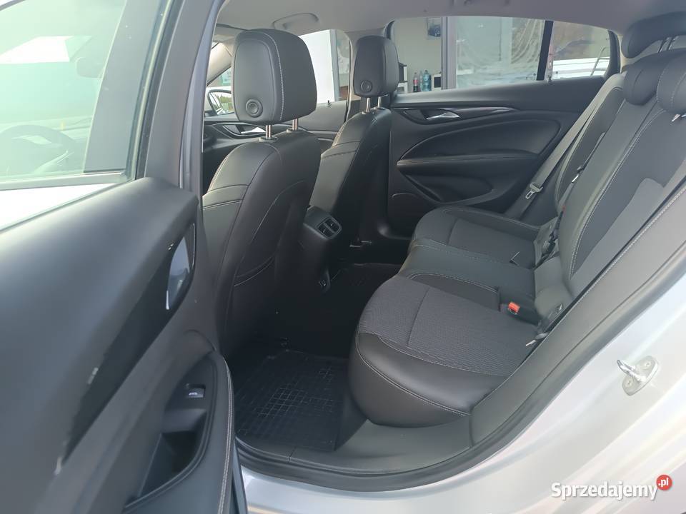 OPEL INSIGNIA GRAND SPORT INNOVATION 16 BENZ 200 Chełm