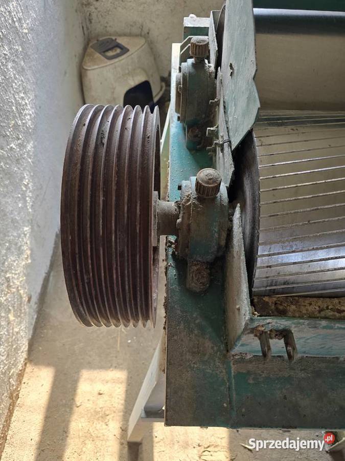 Gniotownik do owsa jęczmieńia silnik elektryczny Radocza