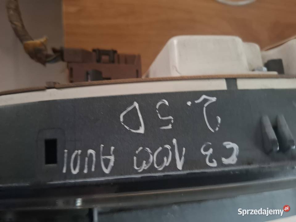 Licznik Zegar Audi 100 C3 25 Diesel Wisznice