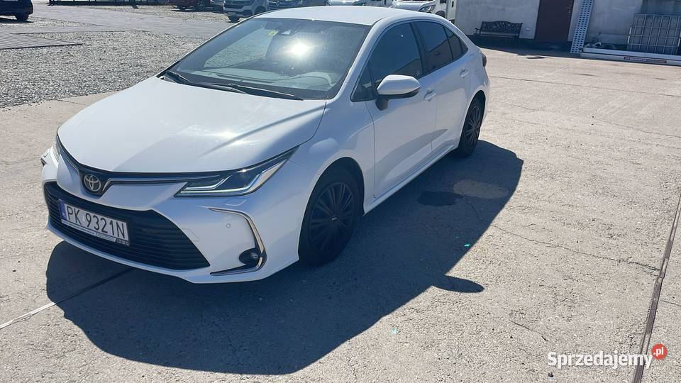 Toyota Corolla XII 15 Corolla CVT automat wersja wielkopolskie Turek