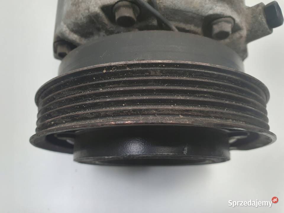 Hyundai I30 16 CRDI SPRĘŻARKA KLIMATYZACJI Janów sprzedam