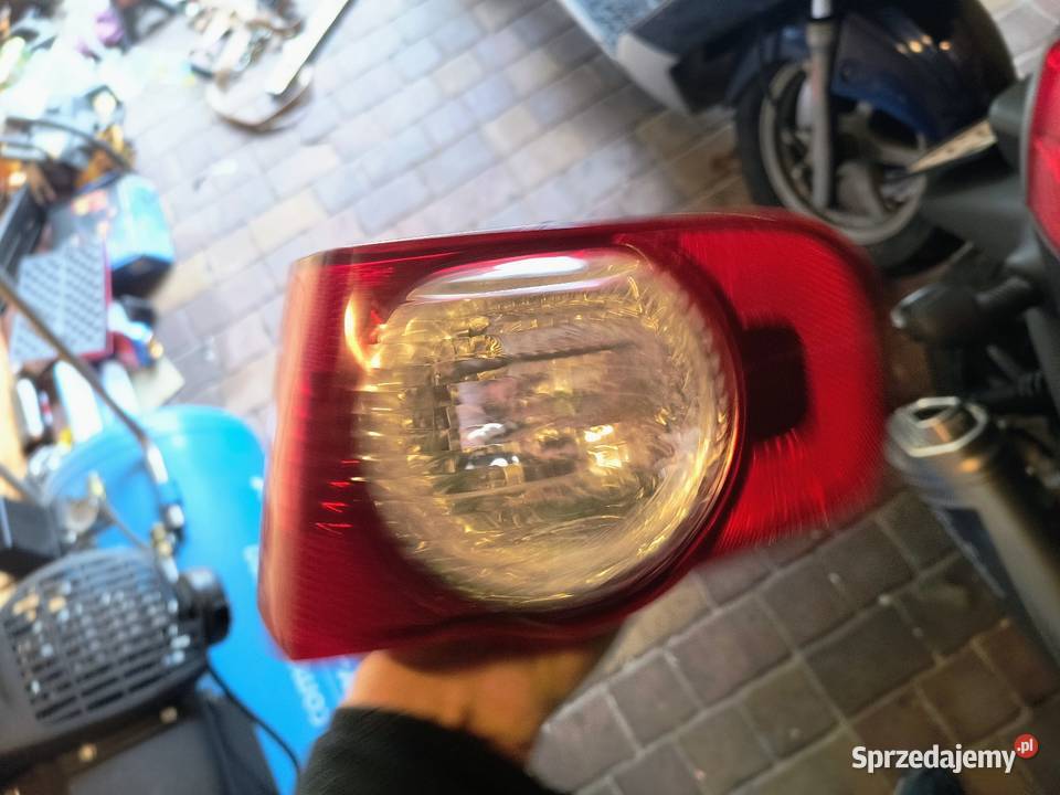 Lampa tylna C3 Picasso zderzaka Lampy tylne śląskie Kośmidry sprzedam