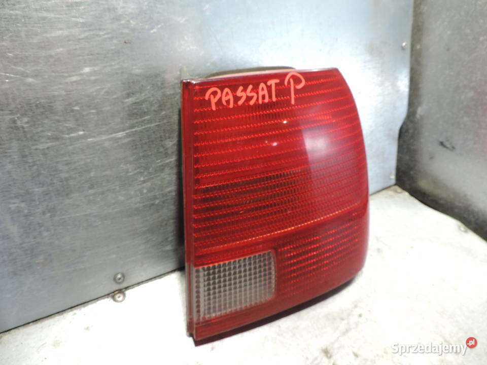 VW PASSAT B5 SEDAN LAMPA PRAWY TYŁ małopolskie