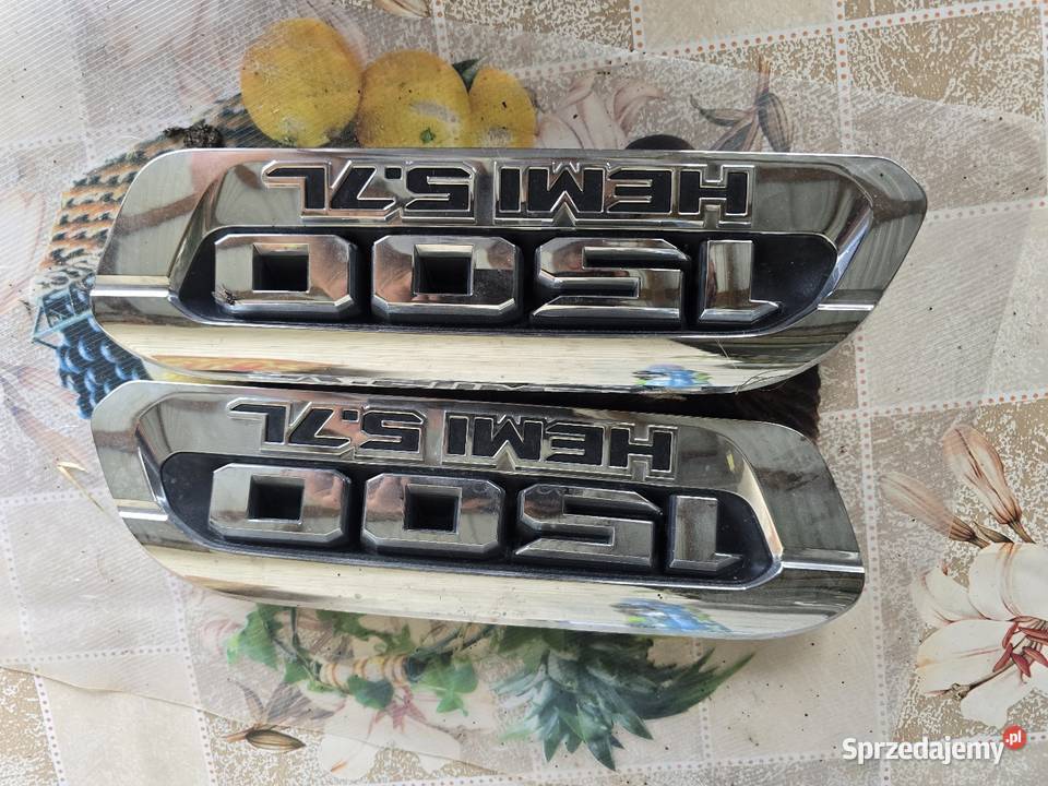 Dodge RAM V 19 Emblemat Napis Maski Chrom 57 sprzedam