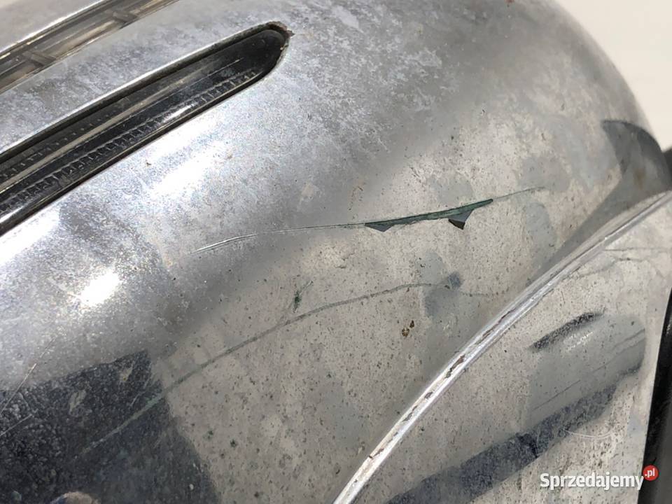 LUSTERKO PRAWY CHRYSLER 300C SedanLimuzyna sprzedam
